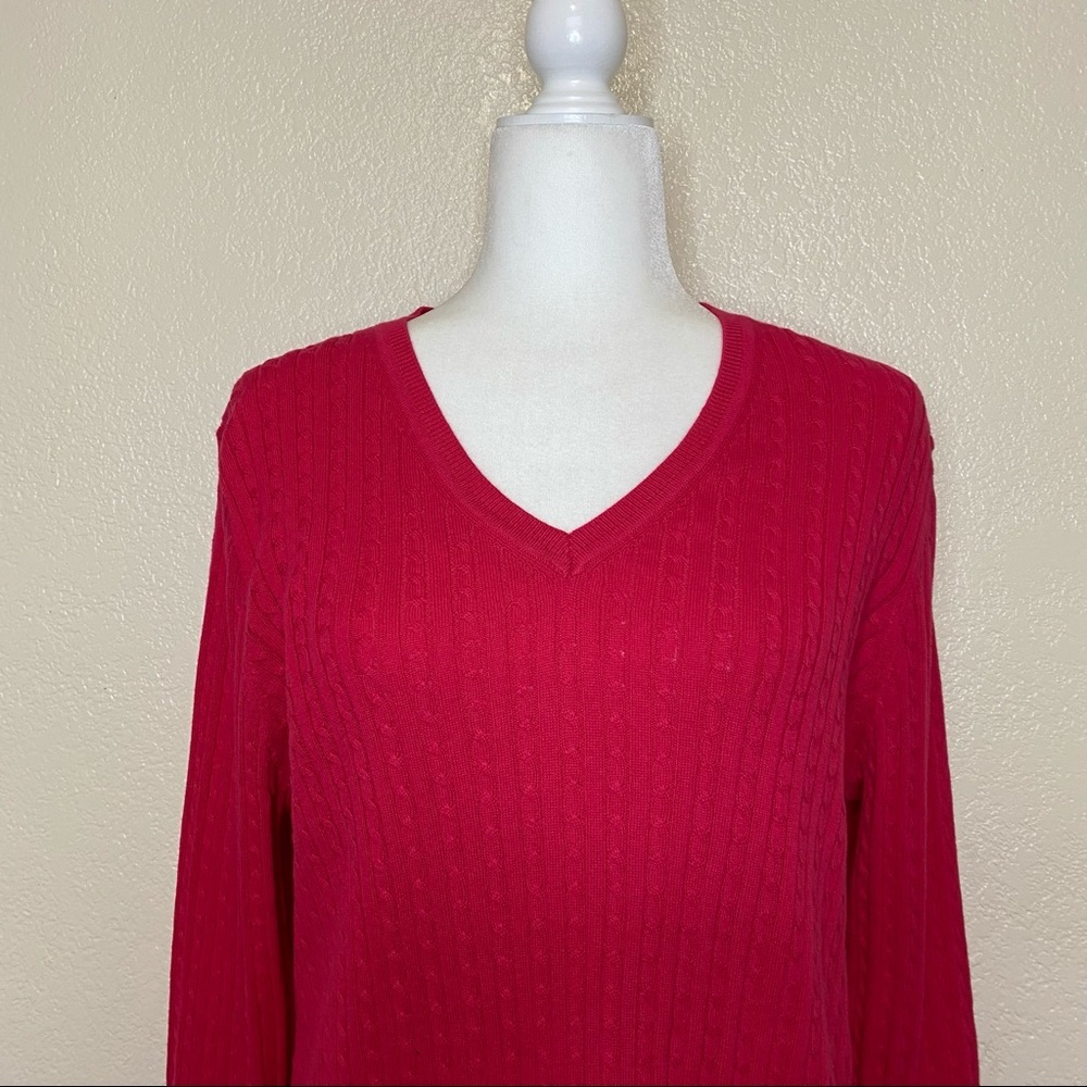 Tommy Hilfiger Red Cable Knit V-Neck Sweater in Dragonfruit color Size XL NWT - Picture 12 of 12